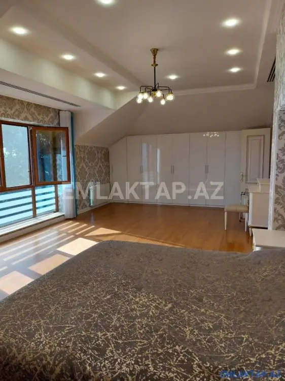520 000 AZN - 8 otaqlı mənzil Satılır, Astara
