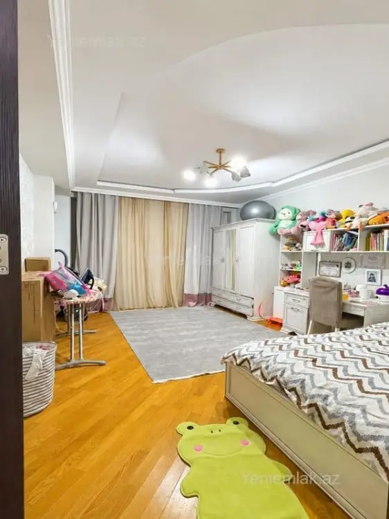 272 000 AZN - 3 otaqlı mənzil Satılır, Nizami, Bakı