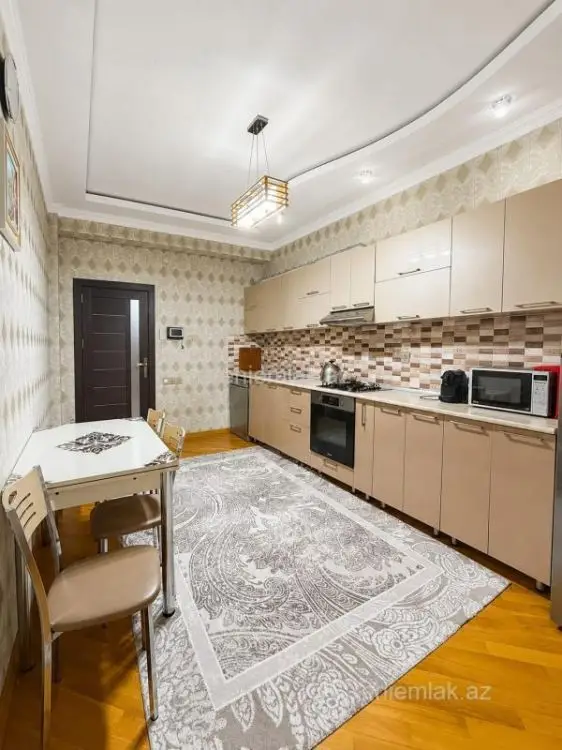 272 000 AZN - 3 otaqlı mənzil Satılır, Nizami, Bakı