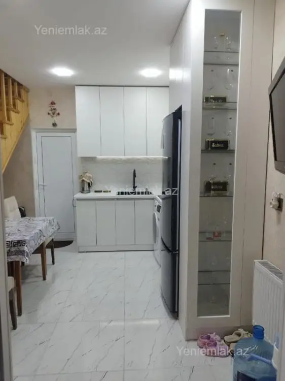 185 000 AZN - 6 otaqlı mənzil Satılır, Əmircan qəs., Suraxanı, Bakı