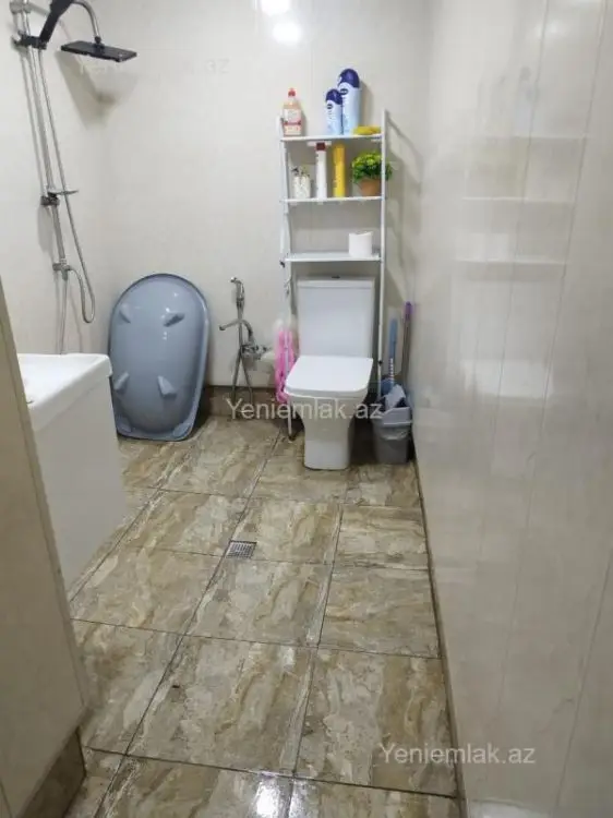 185 000 AZN - 6 otaqlı mənzil Satılır, Əmircan qəs., Suraxanı, Bakı