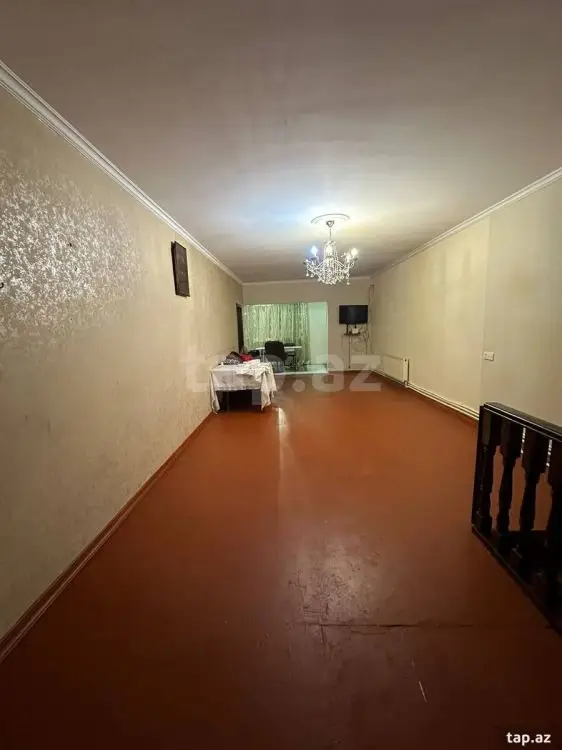 700 AZN - 3 otaqlı mənzil Kirayə (aylıq), Bakı