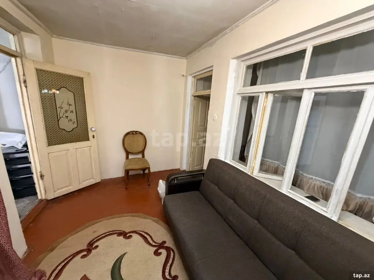 380 AZN - 5 otaqlı mənzil Kirayə (aylıq), Bakı