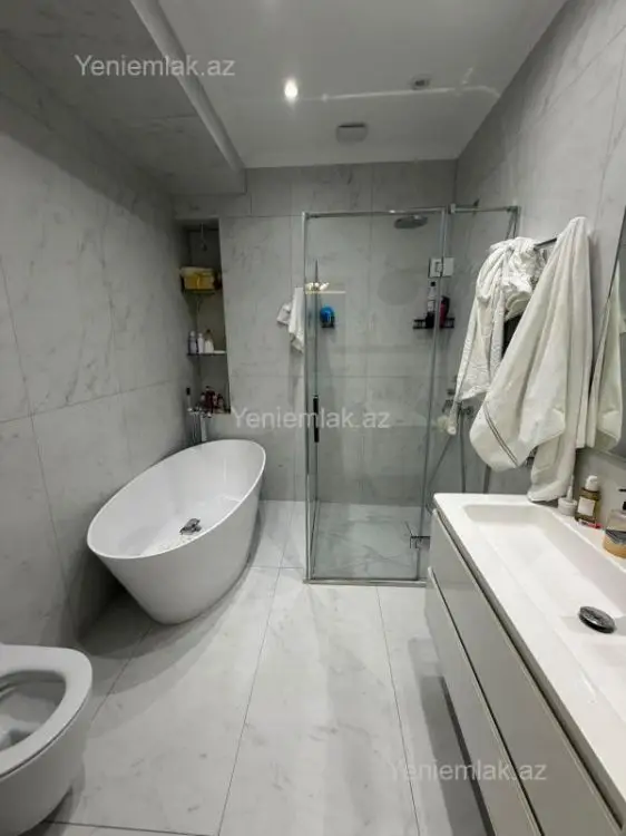 670 000 AZN - 4 otaqlı mənzil Satılır, Yasamal qəs., Yasamal, Bakı