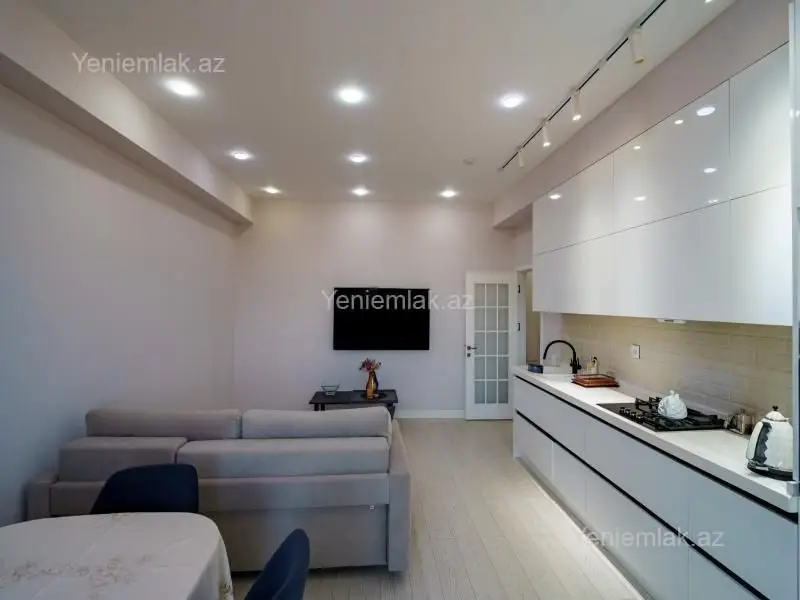 242 000 AZN - 3 otaqlı mənzil Satılır, Badamdar qəs., Səbail, Bakı