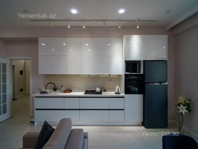 242 000 AZN - 3 otaqlı mənzil Satılır, Badamdar qəs., Səbail, Bakı