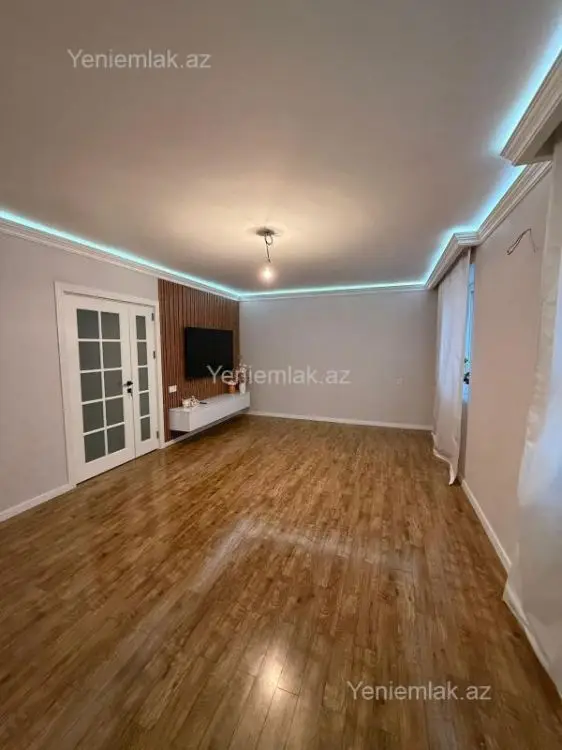 275 000 AZN - 4 otaqlı mənzil Satılır, Nizami, Bakı