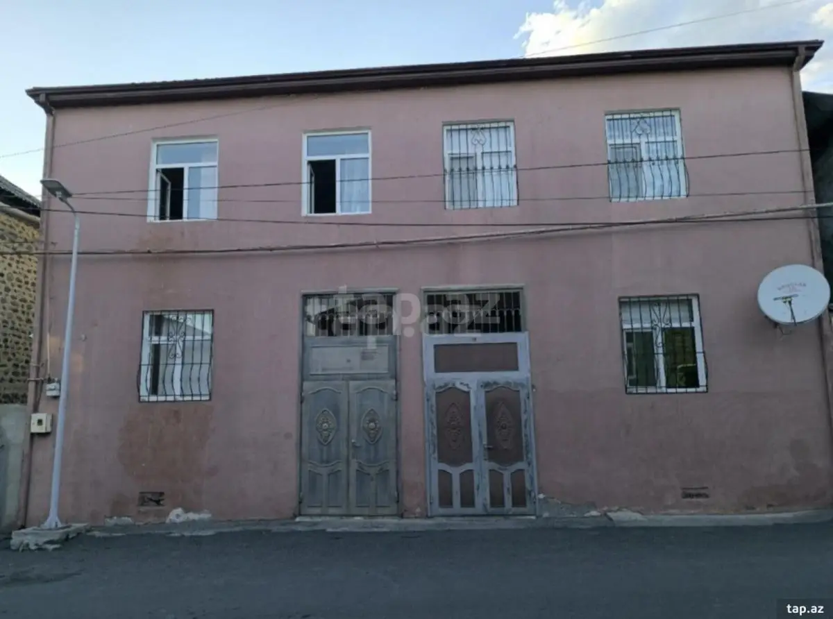 120 AZN - 3 otaqlı mənzil Kirayə (aylıq), Zaqatala