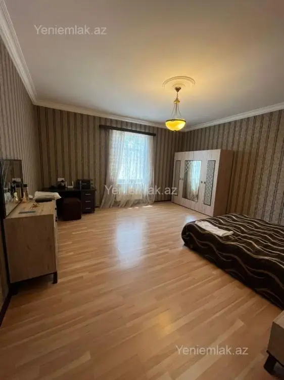 260 000 AZN - 5 otaqlı mənzil Satılır, Novxanı, Abşeron