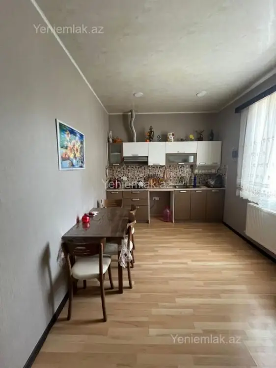 260 000 AZN - 5 otaqlı mənzil Satılır, Novxanı, Abşeron