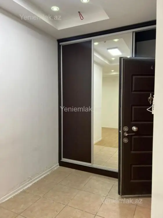 600 000 AZN - 4 otaqlı mənzil Satılır, Yasamal qəs., Yasamal, Bakı