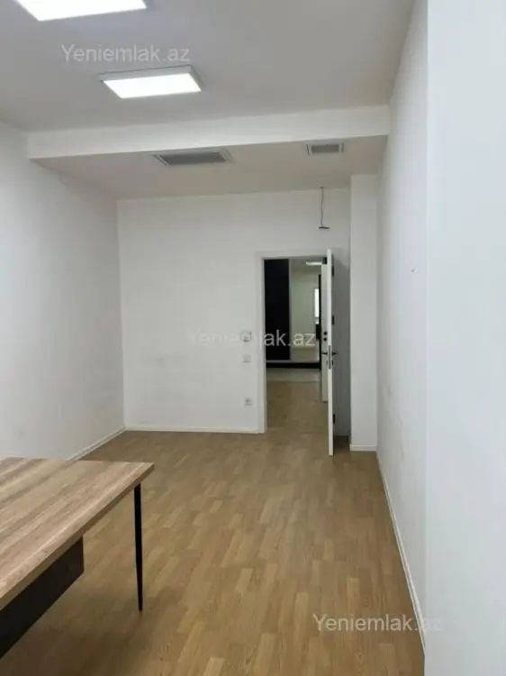 600 000 AZN - 4 otaqlı mənzil Satılır, Yasamal qəs., Yasamal, Bakı