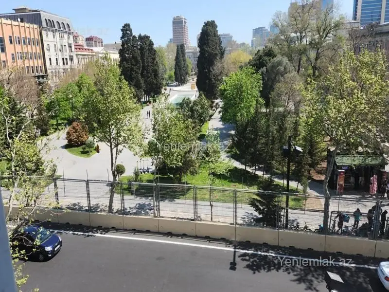 2 400 000 AZN - 5 otaqlı mənzil Satılır, Nəsimi, Bakı