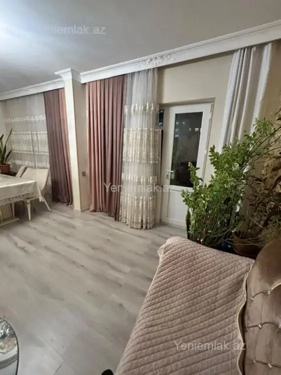 250 000 AZN - 4 otaqlı mənzil Satılır, Yeni Yasamal qəs., Yasamal, Bakı