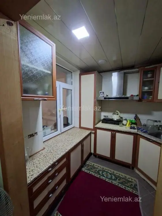 750 AZN - 3 otaqlı mənzil Kirayə (aylıq), Yasamal qəs., Yasamal, Bakı