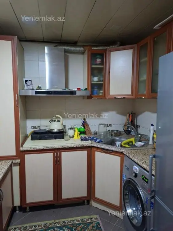 750 AZN - 3 otaqlı mənzil Kirayə (aylıq), Yasamal qəs., Yasamal, Bakı