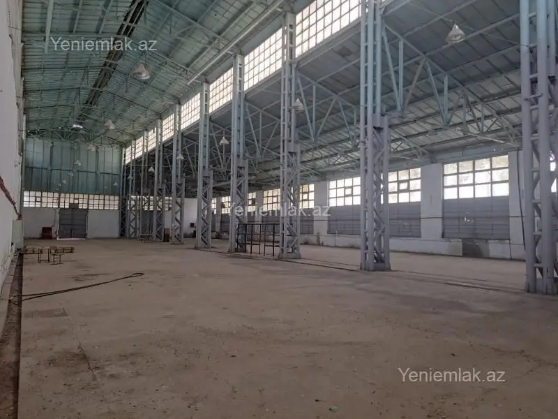 13 000 AZN - 2200 m² Obyekt / Ofis Kirayə (aylıq), Binəqədi qəs., Binəqədi, Bakı