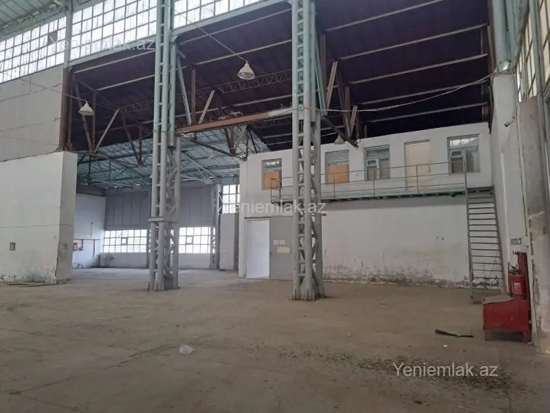 13 000 AZN - 2200 m² Obyekt / Ofis Kirayə (aylıq), Binəqədi qəs., Binəqədi, Bakı