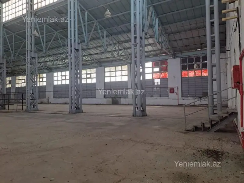 13 000 AZN - 2200 m² Obyekt / Ofis Kirayə (aylıq), Binəqədi qəs., Binəqədi, Bakı