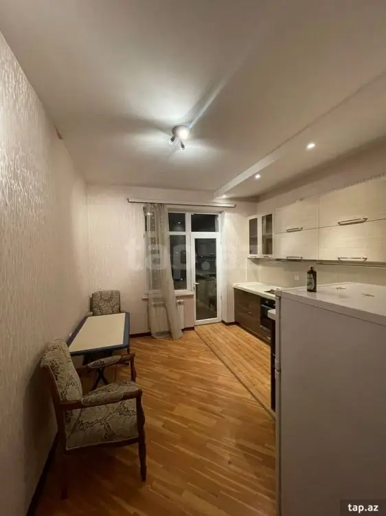 270 AZN - 2 otaqlı mənzil Kirayə (aylıq), Nərimanov, Bakı