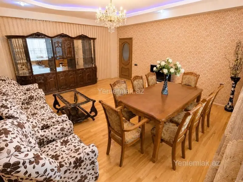 1 000 AZN - 3 otaqlı mənzil Kirayə (aylıq), Nizami, Bakı