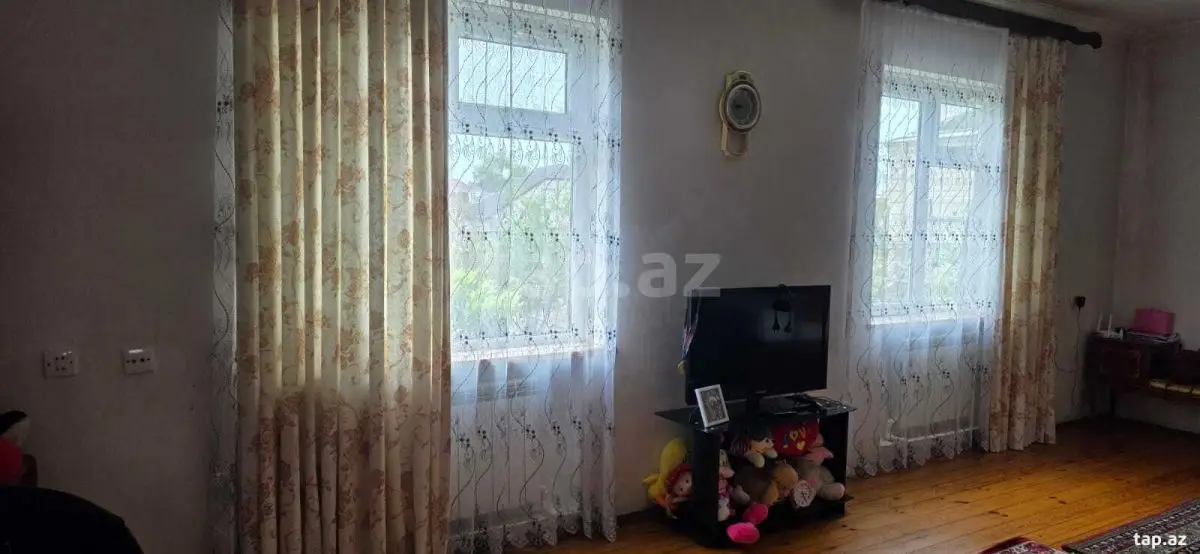 300 AZN - 3 otaqlı mənzil Kirayə (aylıq), Xaçmaz
