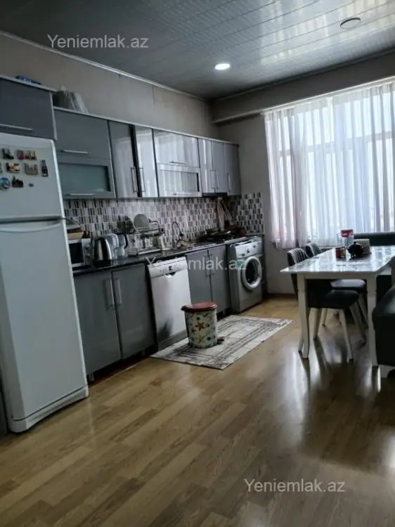 295 000 AZN - 4 otaqlı mənzil Satılır, Nizami, Bakı