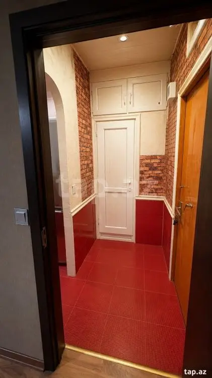 600 AZN - 3 otaqlı mənzil Kirayə (aylıq), Bakı
