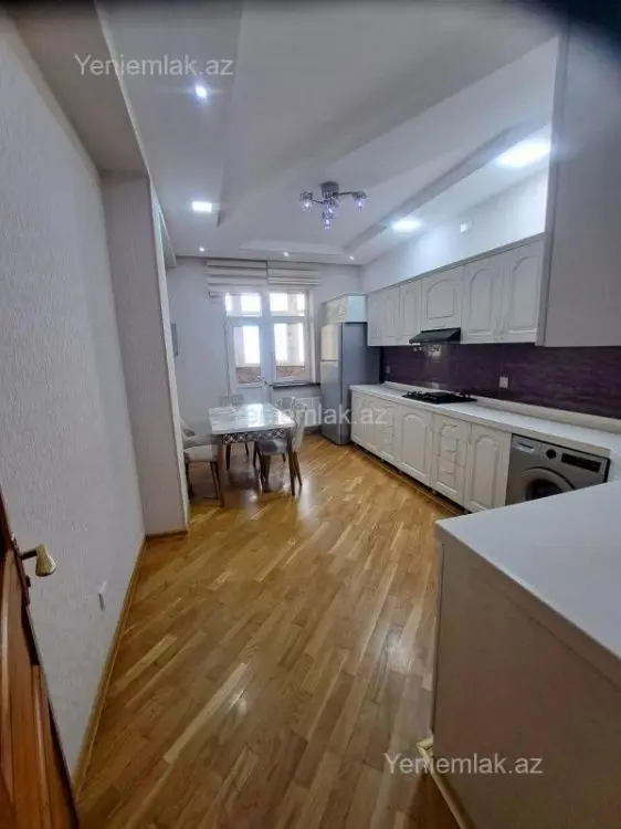 800 AZN - 4 otaqlı mənzil Kirayə (aylıq), 6-cı mikrorayon, Sumqayıt