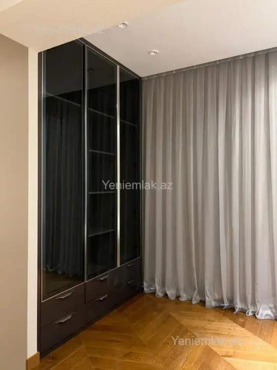 2 500 AZN - 3 otaqlı mənzil Kirayə (aylıq), Xətai, Bakı