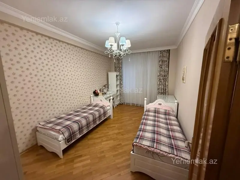 900 AZN - 3 otaqlı mənzil Kirayə (aylıq), Yasamal qəs., Yasamal, Bakı