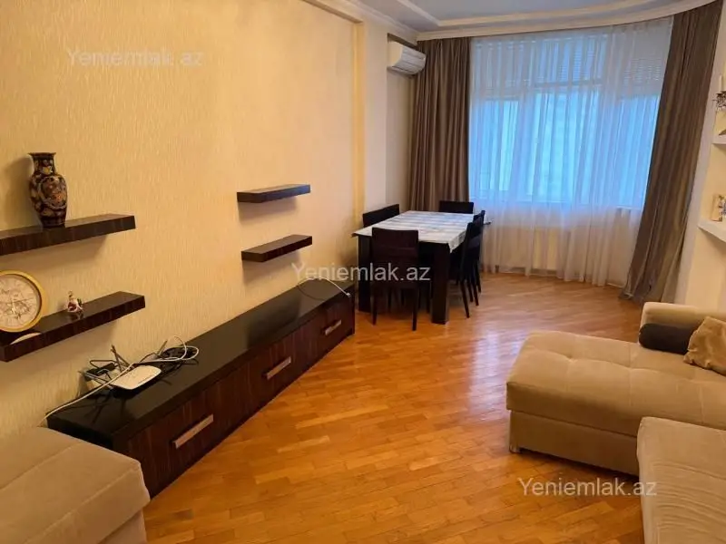 900 AZN - 3 otaqlı mənzil Kirayə (aylıq), Yasamal qəs., Yasamal, Bakı