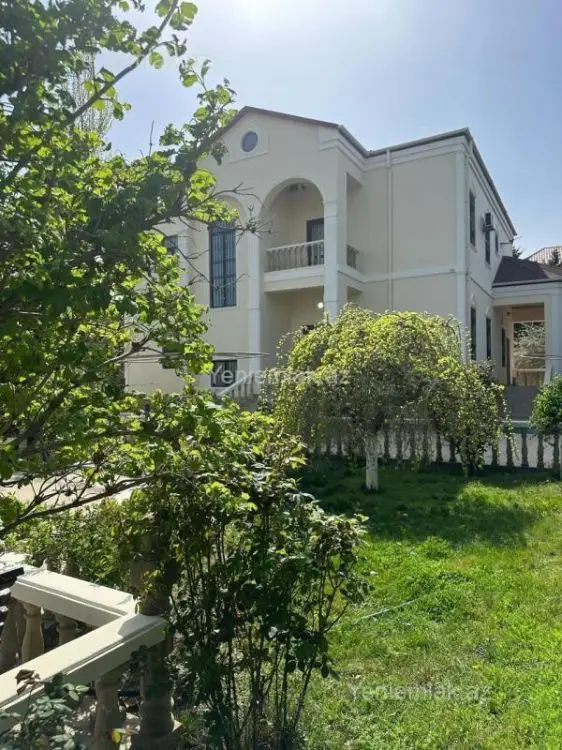 5 000 AZN - 6 otaqlı mənzil Kirayə (aylıq), Badamdar qəs., Səbail, Bakı
