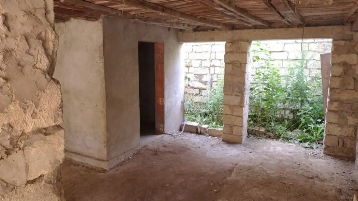 100 000 AZN - 4 otaqlı mənzil Satılır, Sabirabad