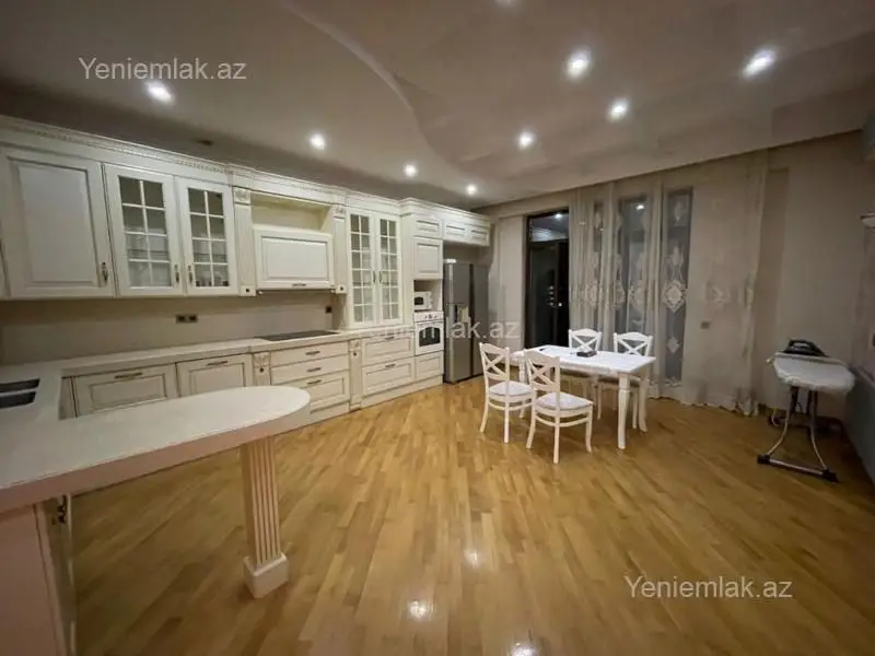 1 700 AZN - 3 otaqlı mənzil Kirayə (aylıq), Xətai, Bakı