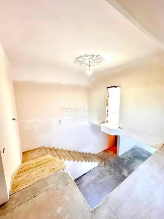 460 000 AZN - 5 otaqlı mənzil Satılır, Badamdar qəs., Səbail, Bakı