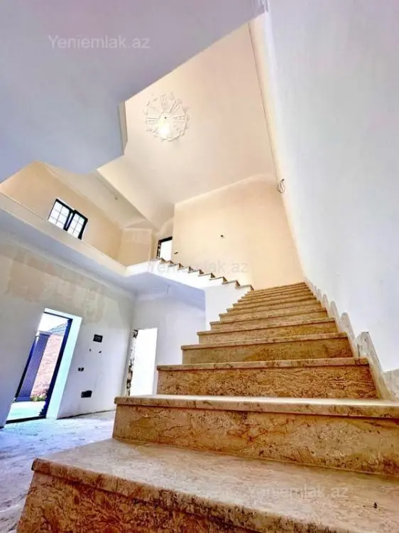 460 000 AZN - 5 otaqlı mənzil Satılır, Badamdar qəs., Səbail, Bakı