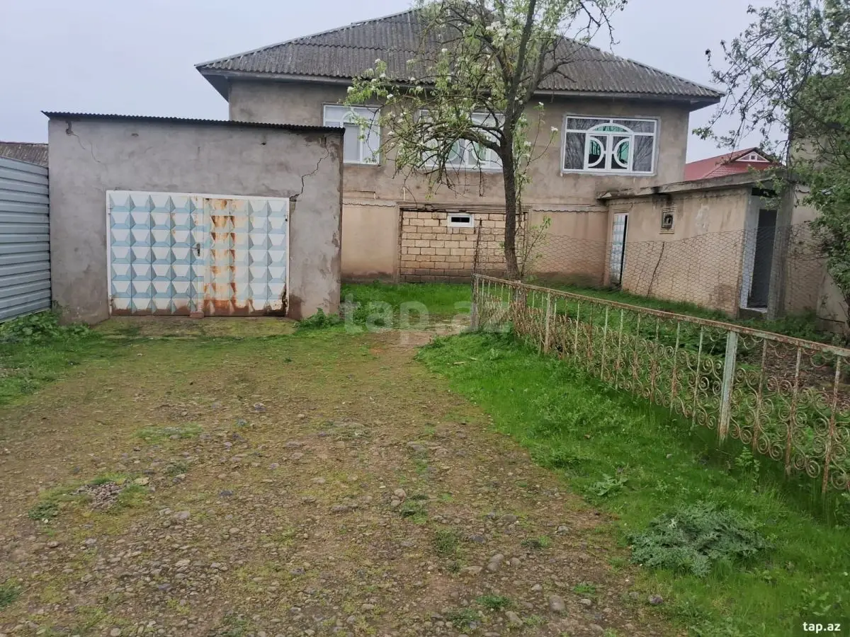 40 000 AZN - 5 otaqlı mənzil , Cəlilabad