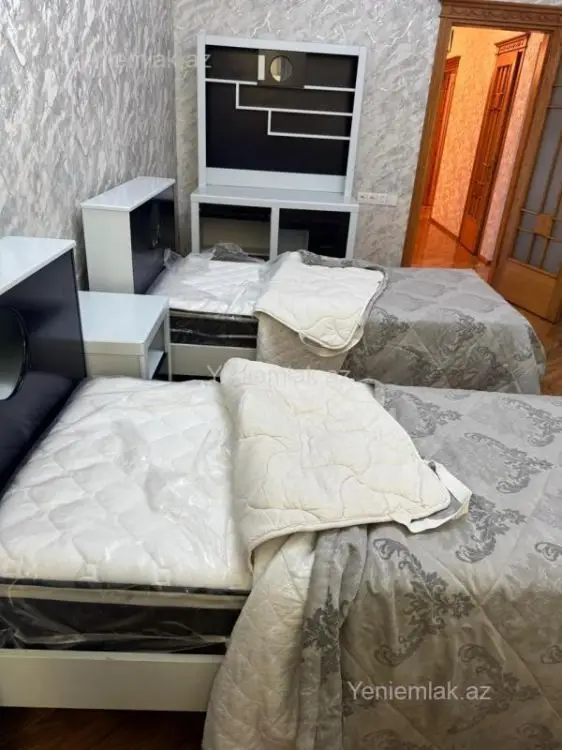 1 300 AZN - 3 otaqlı mənzil Kirayə (aylıq), Yasamal qəs., Yasamal, Bakı