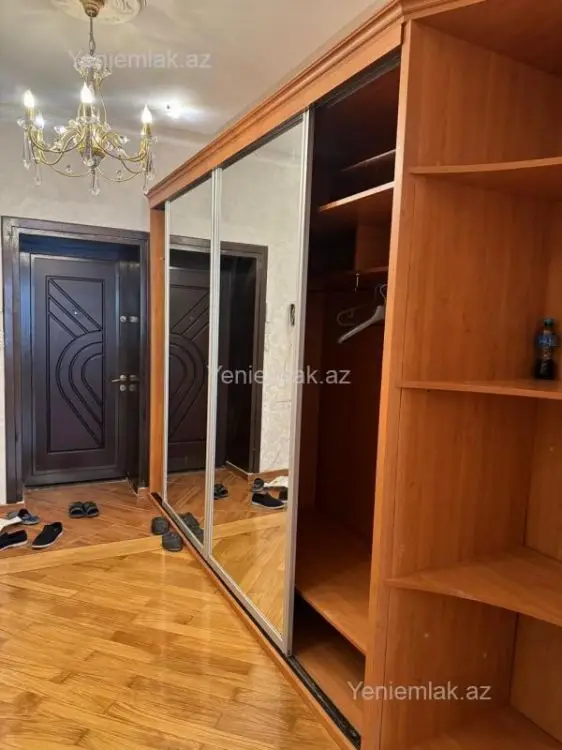 1 300 AZN - 3 otaqlı mənzil Kirayə (aylıq), Yasamal qəs., Yasamal, Bakı