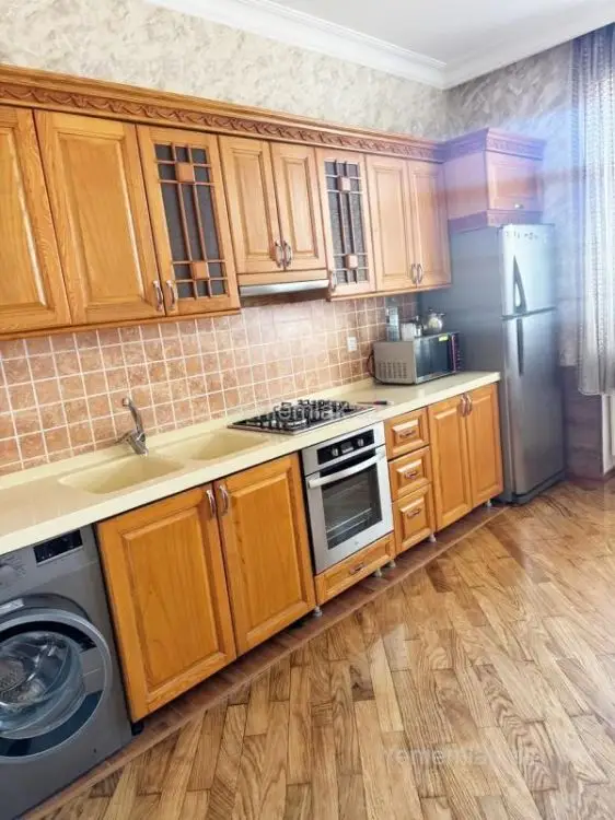1 300 AZN - 3 otaqlı mənzil Kirayə (aylıq), Yasamal qəs., Yasamal, Bakı