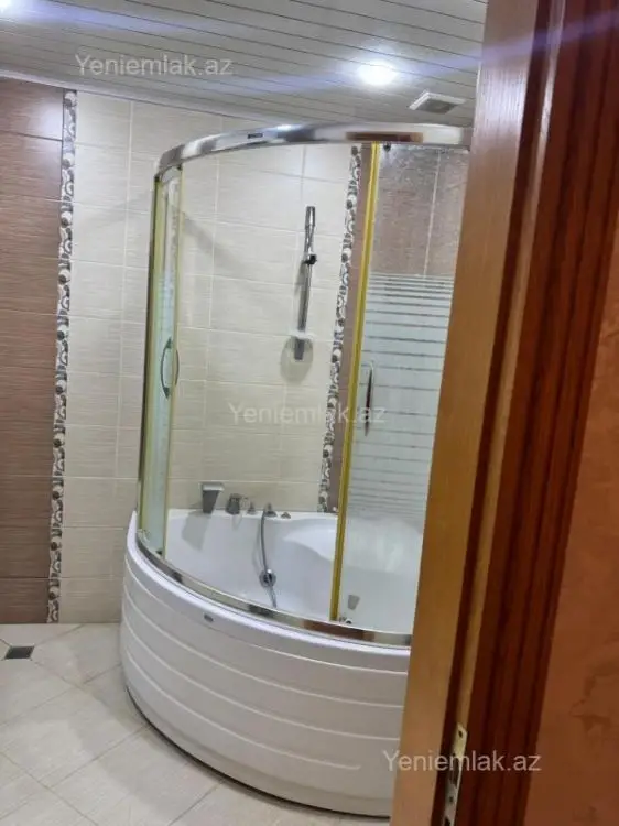 1 300 AZN - 3 otaqlı mənzil Kirayə (aylıq), Yasamal qəs., Yasamal, Bakı