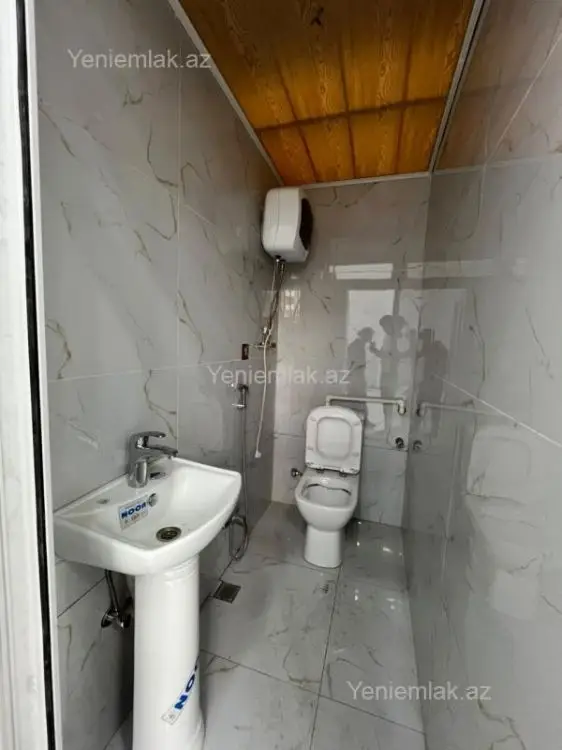 800 AZN - 30 m² Obyekt / Ofis Kirayə (aylıq), Nəsimi, Bakı