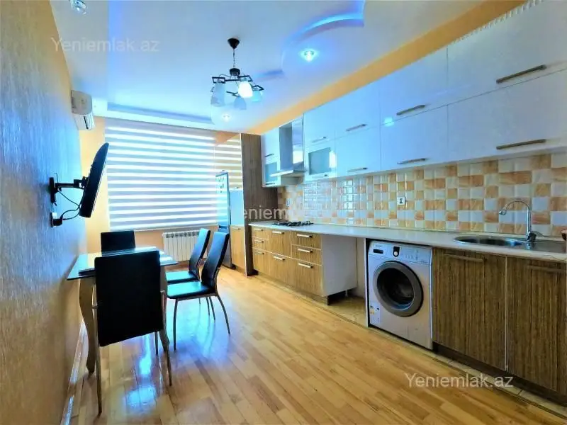 1 100 AZN - 3 otaqlı mənzil Kirayə (aylıq), Nizami, Bakı