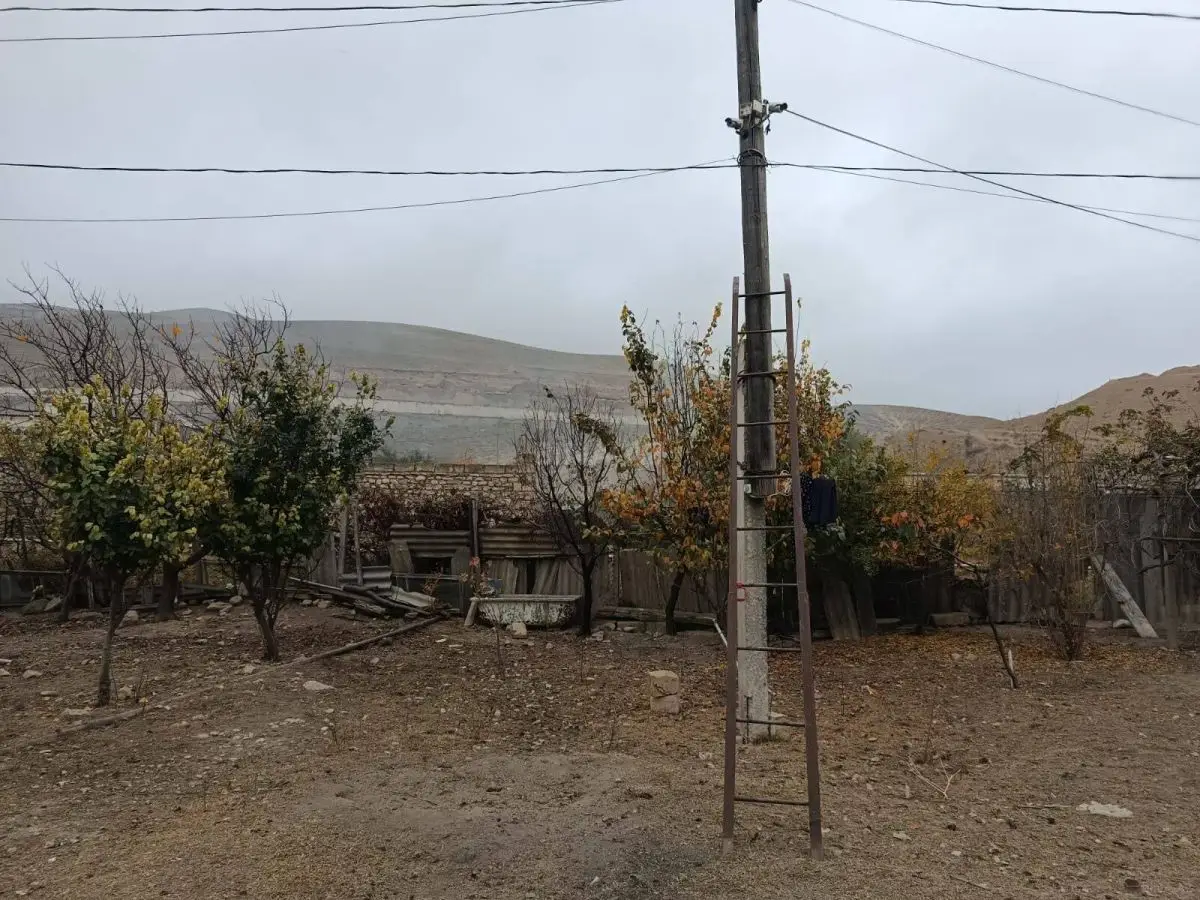 60 000 AZN - 1200 m² Obyekt / Ofis Satılır, Siyəzən