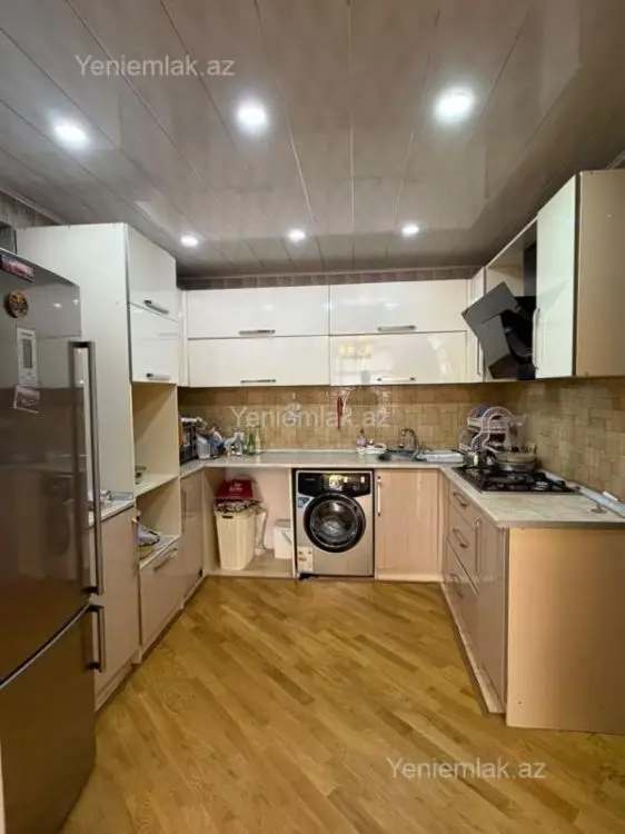 230 000 AZN - 3 otaqlı mənzil Satılır, Yeni Yasamal qəs., Yasamal, Bakı