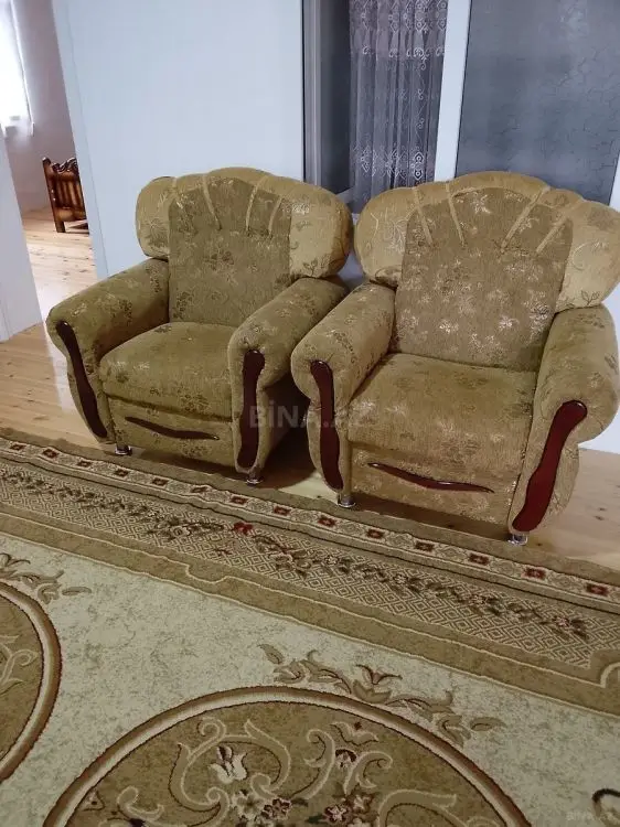 100 AZN - 3 otaqlı mənzil Kirayə (aylıq), Qazax