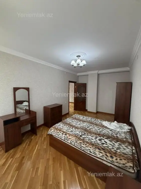 900 AZN - 3 otaqlı mənzil Kirayə (aylıq), Nərimanov, Bakı