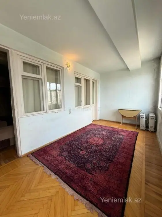 900 AZN - 4 otaqlı mənzil Kirayə (aylıq), Yasamal qəs., Yasamal, Bakı