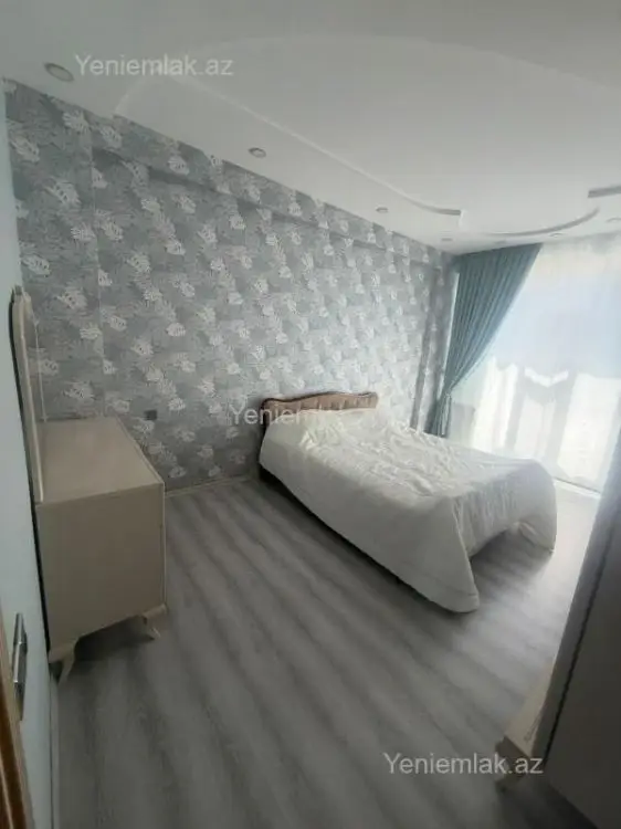800 AZN - 4 otaqlı mənzil Kirayə (aylıq), 6-cı mikrorayon, Sumqayıt